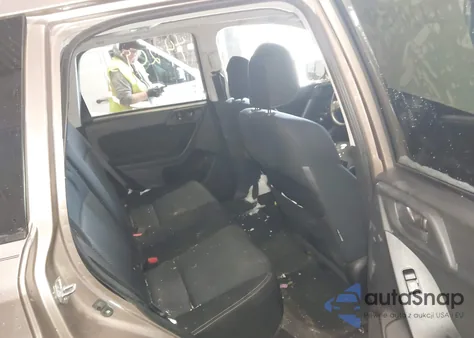 2015 Subaru Forester 2.5I Premium z USA, uszkodzony, nr VIN JF2SJADC0FH476177